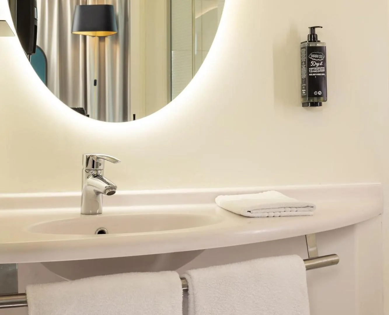 Ibis Marseille Centre Euromed Hotel