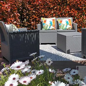 Kompleks wypoczynkowy Oasis Village- 5 Etoiles, Puget-sur Argens