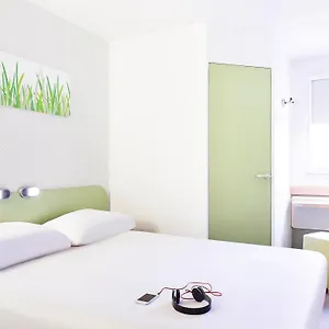 Hotel Ibis Budget Marseille Aeroport Provence, Vitrolles (Bouches-du-Rhone)
