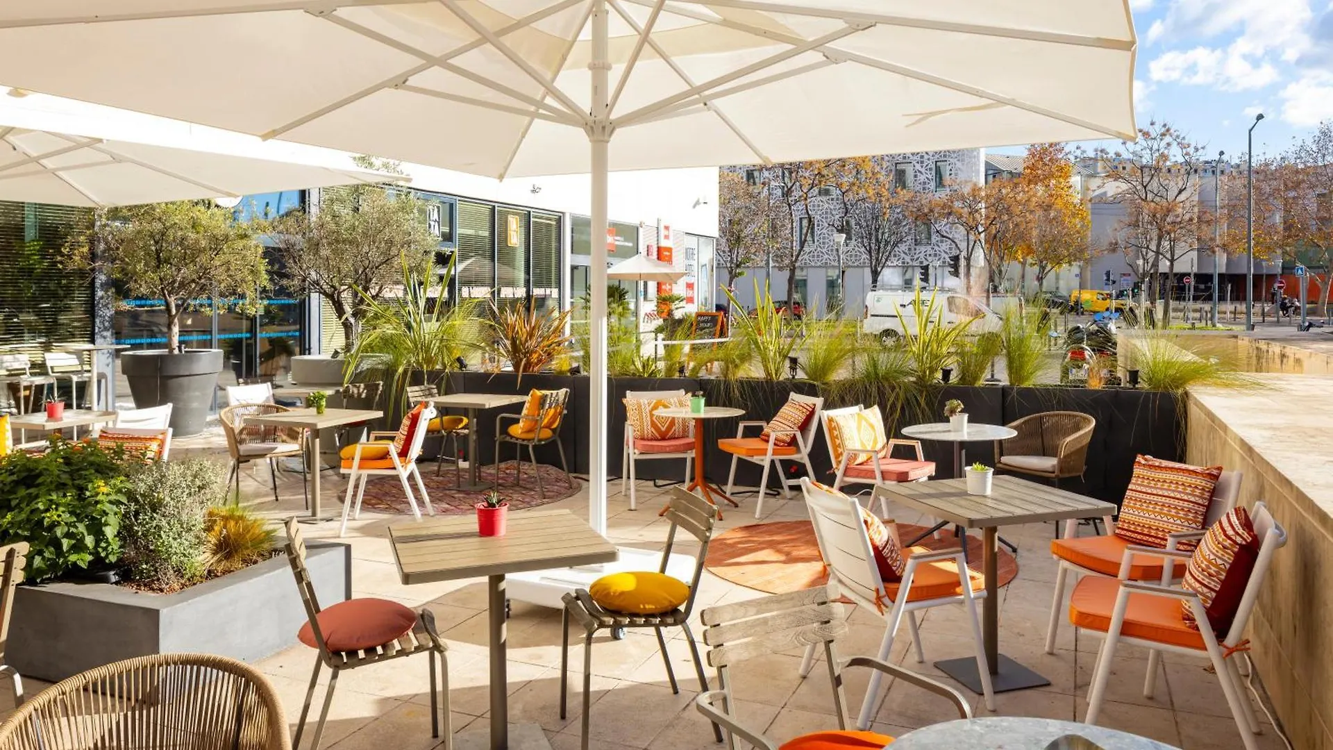 Ibis Marseille Centre Euromed Hotell
