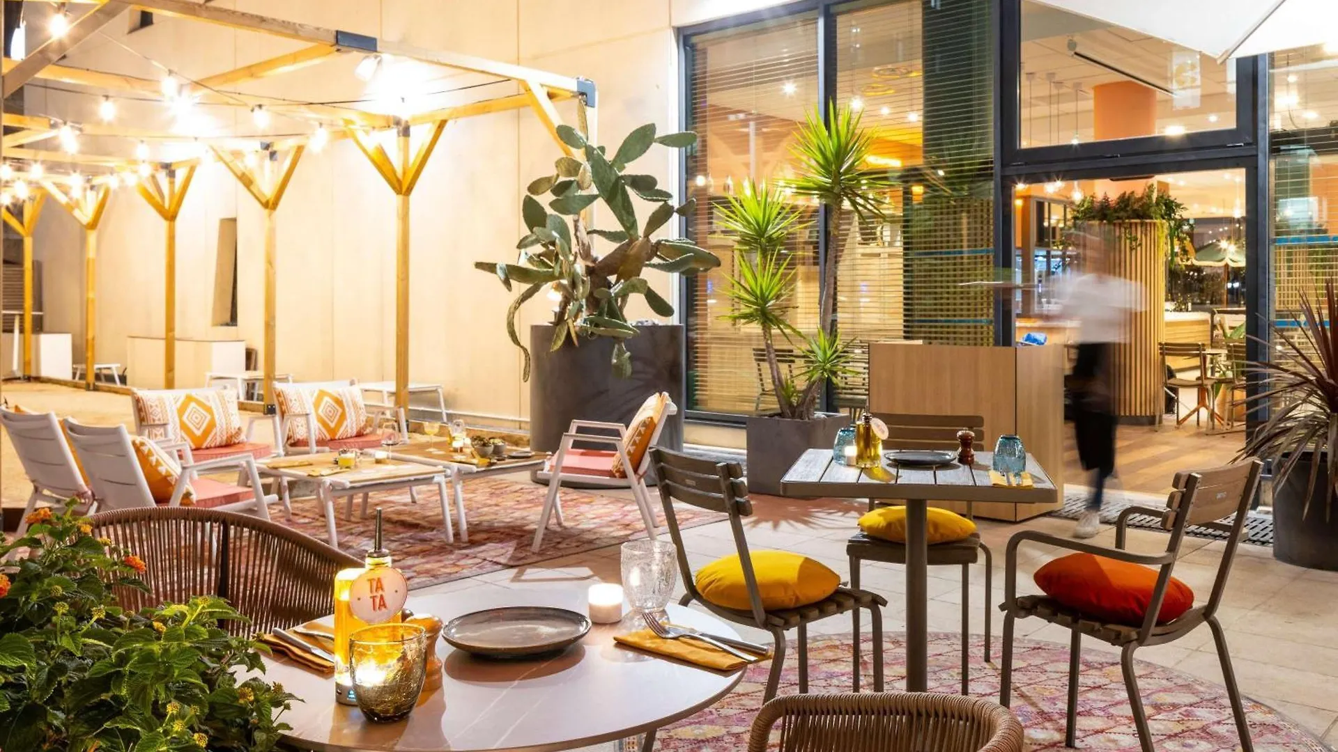 Ibis Marseille Centre Euromed Hotell
